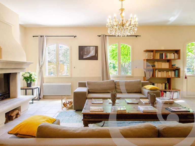 House Saint-Rémy-de-Provence - 5 bedrooms - 238m²