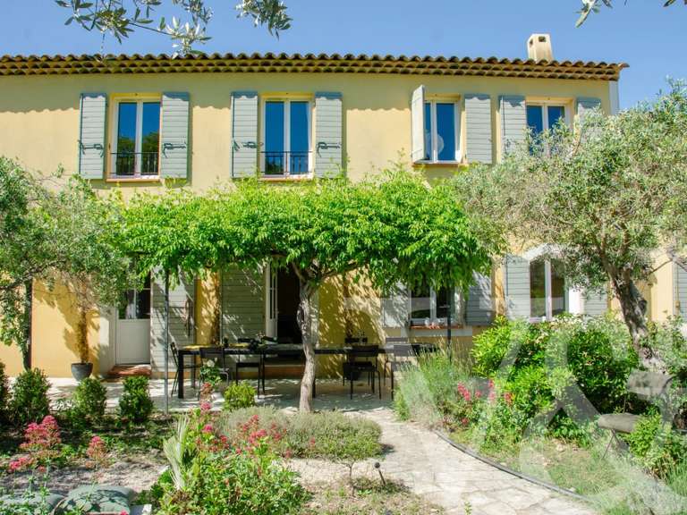 Maison Saint-Rémy-de-Provence - 5 chambres - 238m²