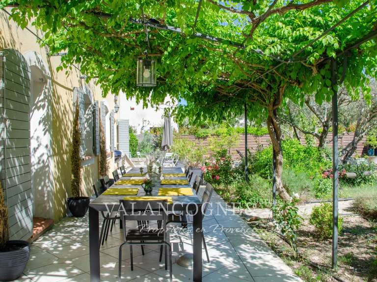 Maison Saint-Rémy-de-Provence - 5 chambres - 238m²