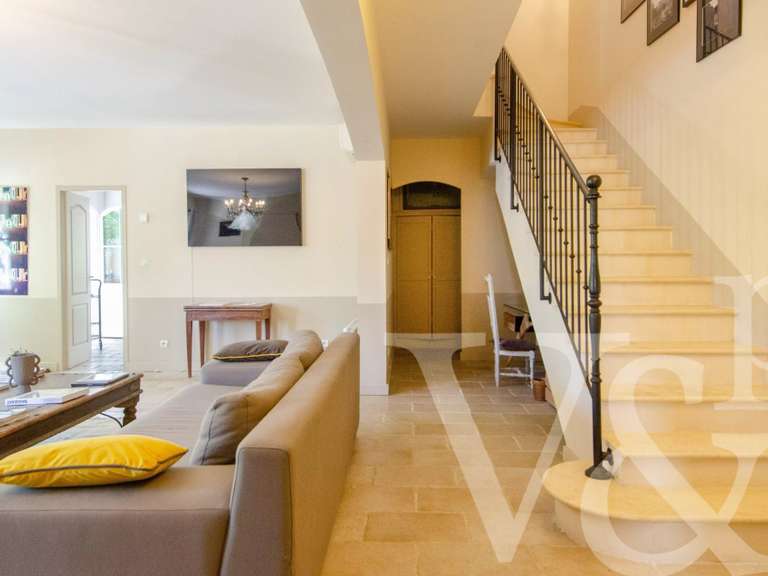 Maison Saint-Rémy-de-Provence - 5 chambres - 238m²