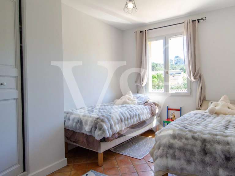 Maison Saint-Rémy-de-Provence - 5 chambres - 238m²