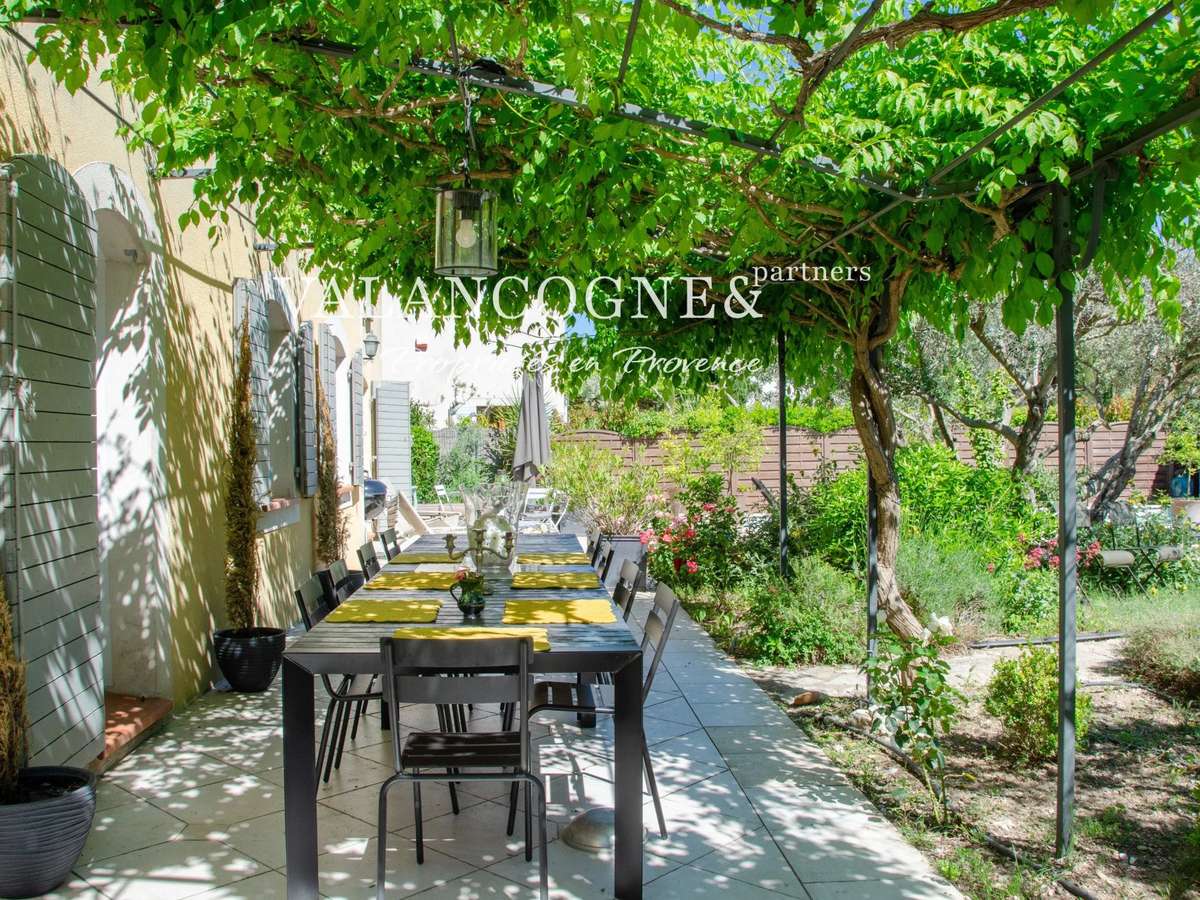 Maison Saint-Rémy-de-Provence