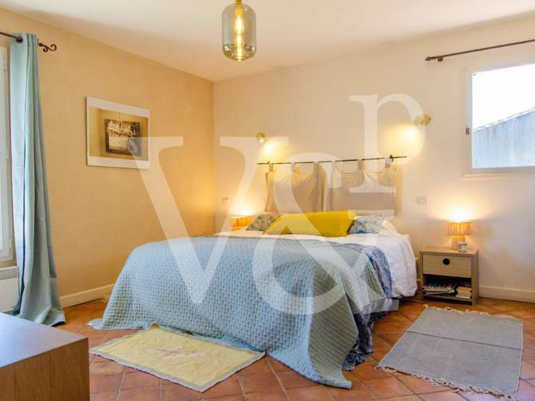 Maison Saint-Rémy-de-Provence - 5 chambres - 238m²