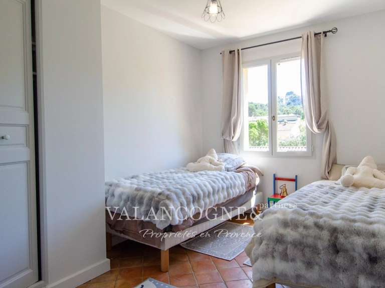 Maison Saint-Rémy-de-Provence - 5 chambres - 238m²