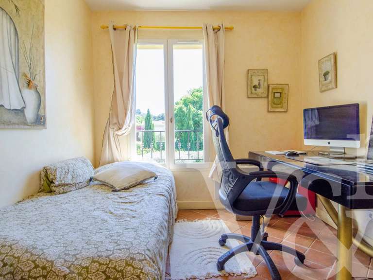 Maison Saint-Rémy-de-Provence - 5 chambres - 238m²