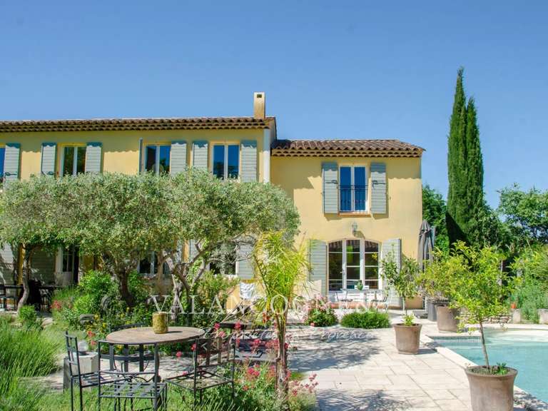 Maison Saint-Rémy-de-Provence - 5 chambres - 238m²