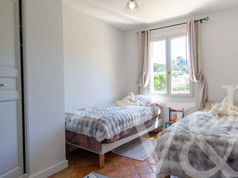 Maison Saint-Rémy-de-Provence - 5 chambres - 238m²