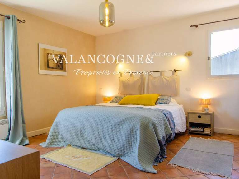 Maison Saint-Rémy-de-Provence - 5 chambres - 238m²