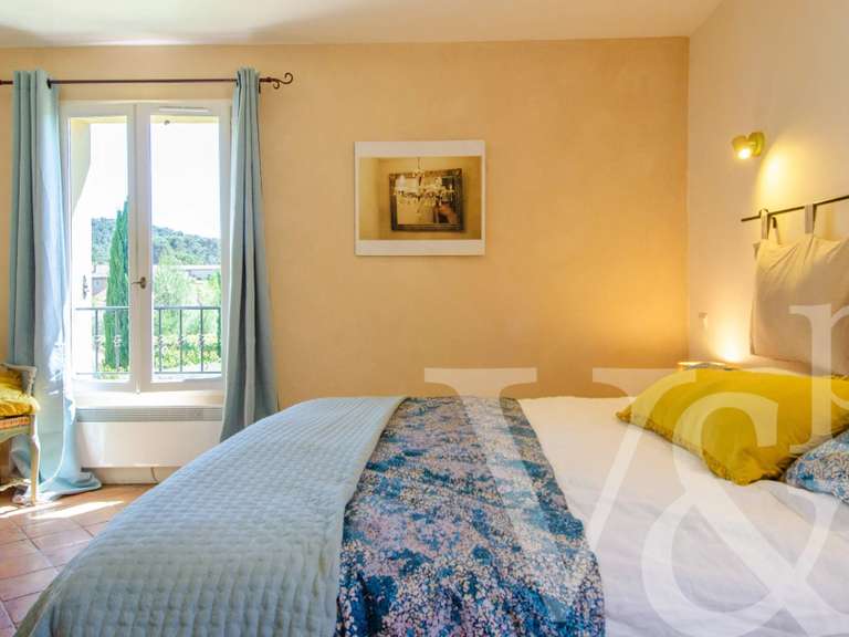 Maison Saint-Rémy-de-Provence - 5 chambres - 238m²