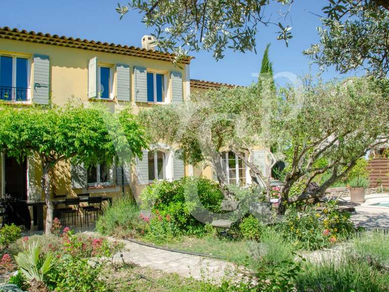 Maison Saint-Rémy-de-Provence - 5 chambres - 238m²