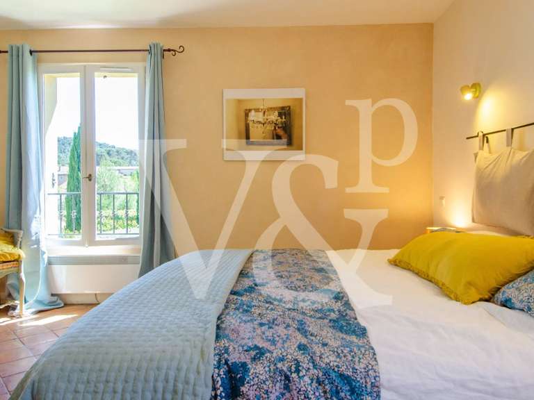 Maison Saint-Rémy-de-Provence - 5 chambres - 238m²
