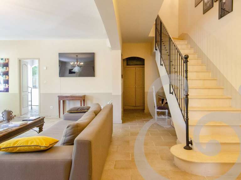 House Saint-Rémy-de-Provence - 5 bedrooms - 238m²