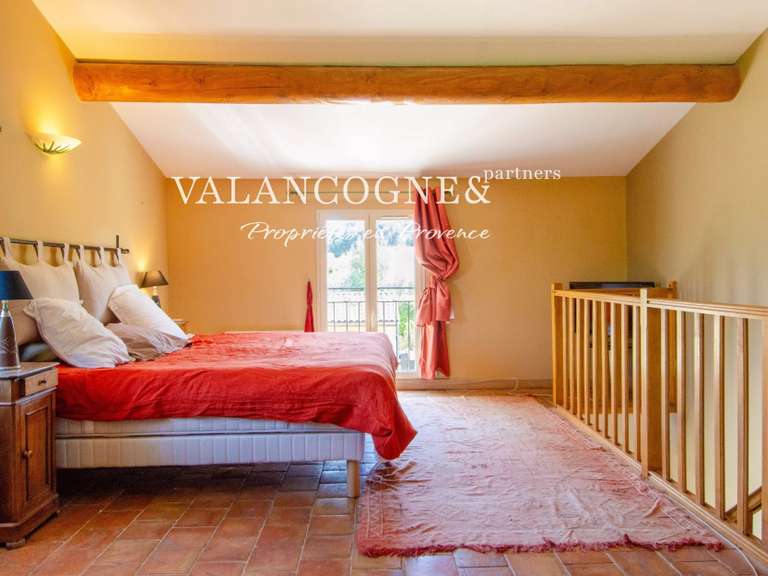 Maison Saint-Rémy-de-Provence - 5 chambres - 238m²
