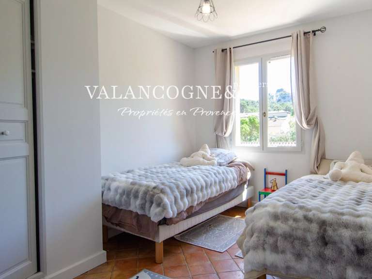 Maison Saint-Rémy-de-Provence - 5 chambres - 238m²