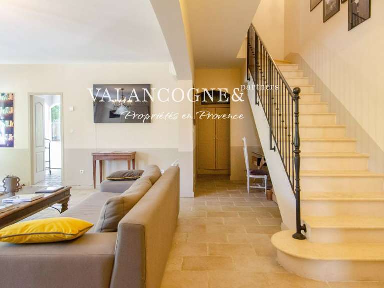 Maison Saint-Rémy-de-Provence - 5 chambres - 238m²