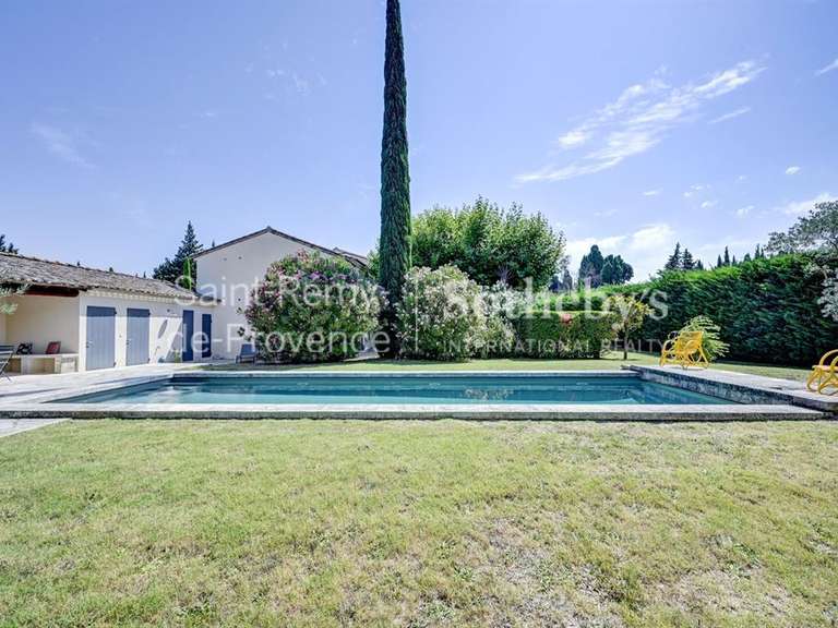 House Saint-Rémy-de-Provence - 5 bedrooms - 235m²