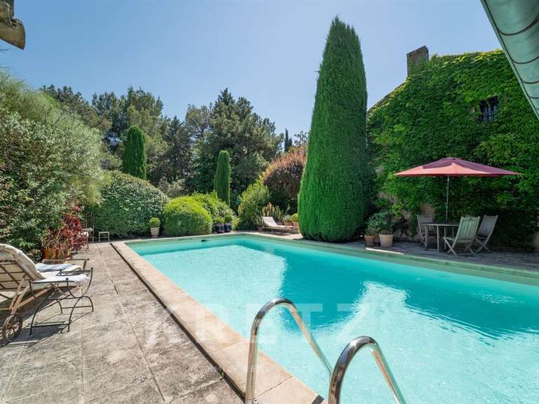 Maison Saint-Rémy-de-Provence - 5 chambres - 401m²