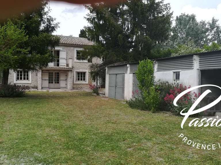 Maison Saint-Rémy-de-Provence - 2 chambres - 105m²