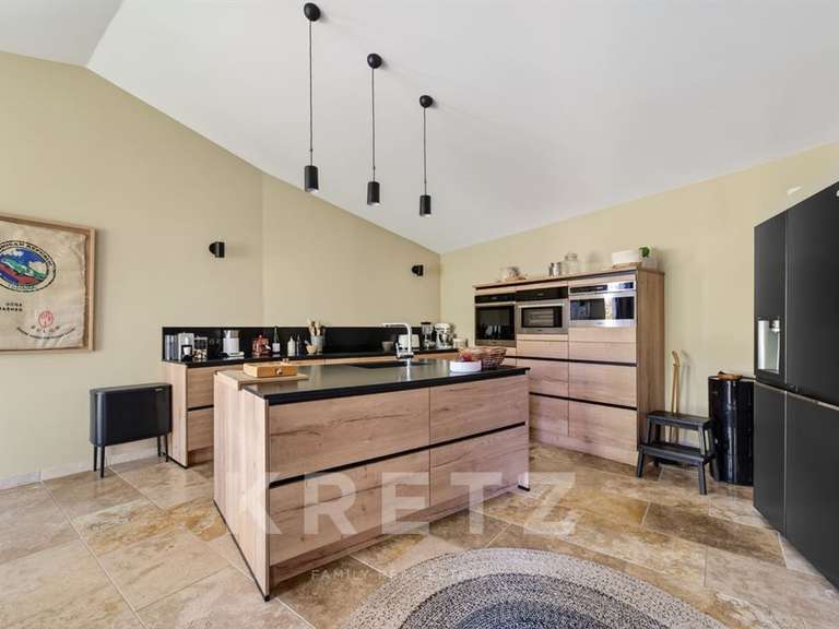 House Saint-Rémy-de-Provence - 4 bedrooms - 168m²