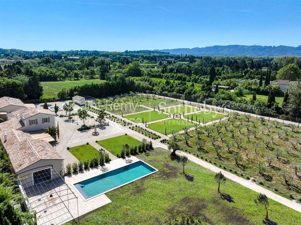 Maison Saint-Rémy-de-Provence