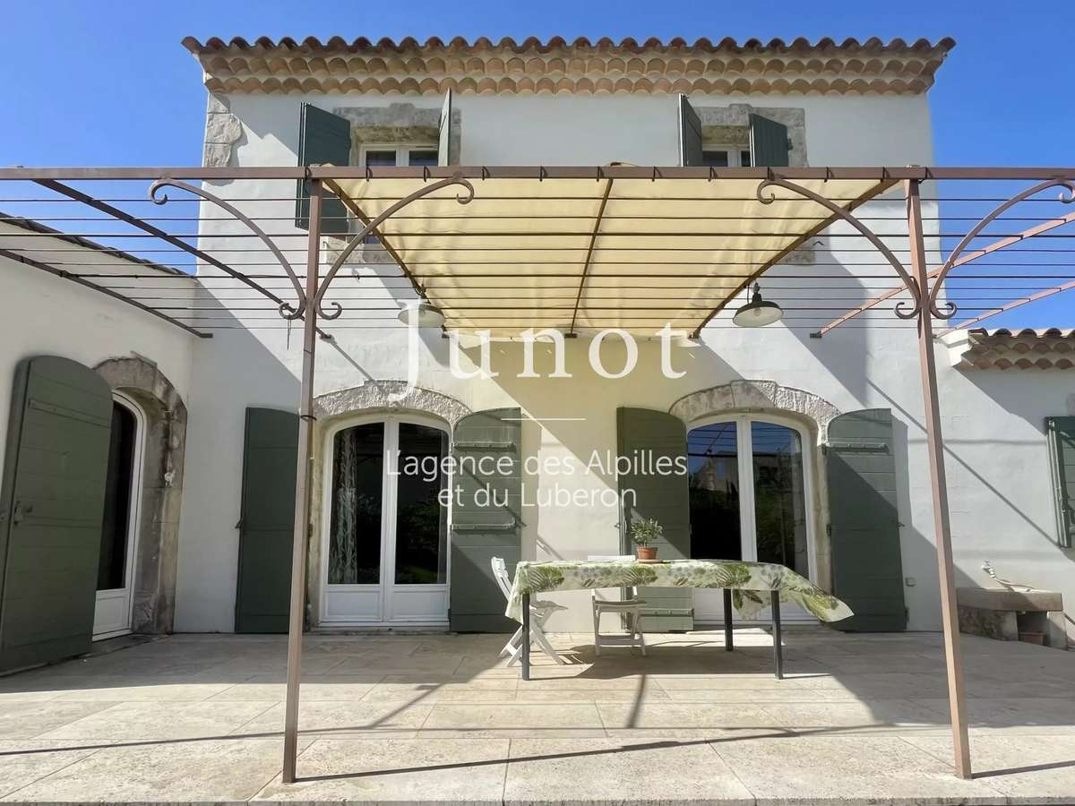 Maison Saint-Rémy-de-Provence