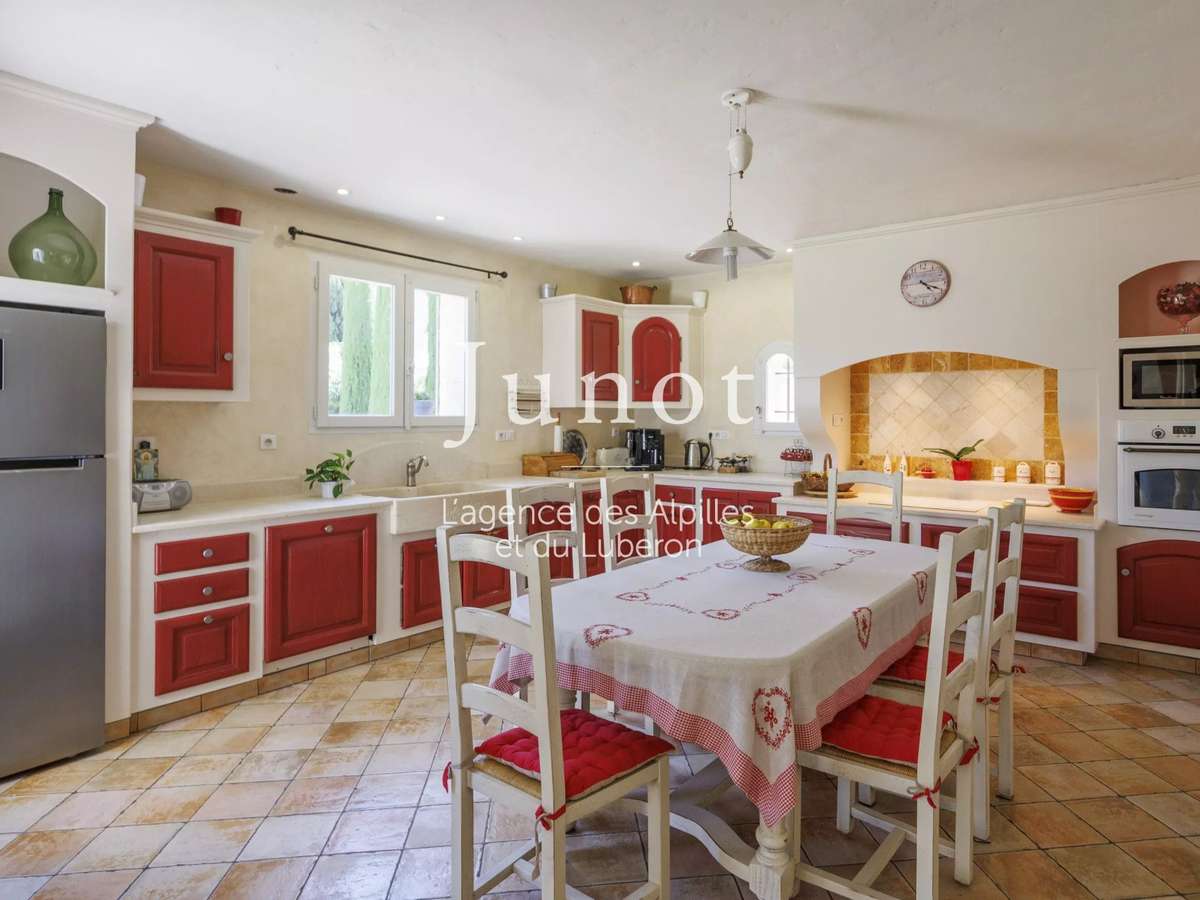 Maison Saint-Rémy-de-Provence