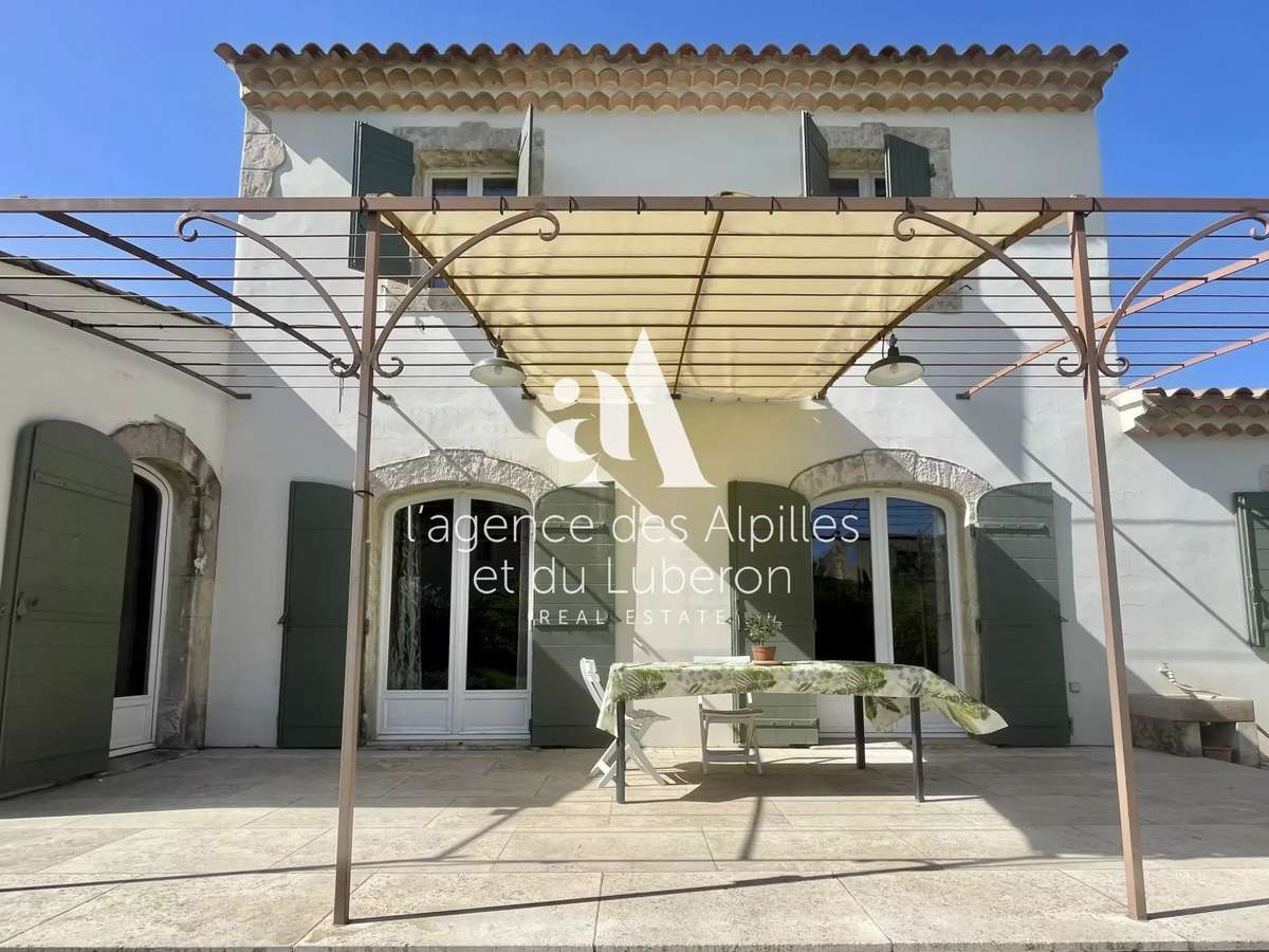 Maison Saint-Rémy-de-Provence
