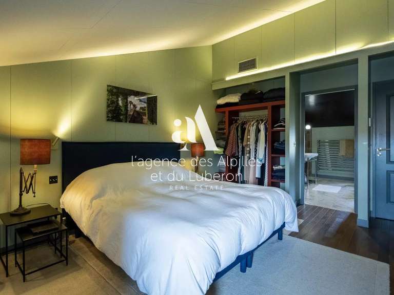 Maison Saint-Rémy-de-Provence - 3 chambres - 200m²
