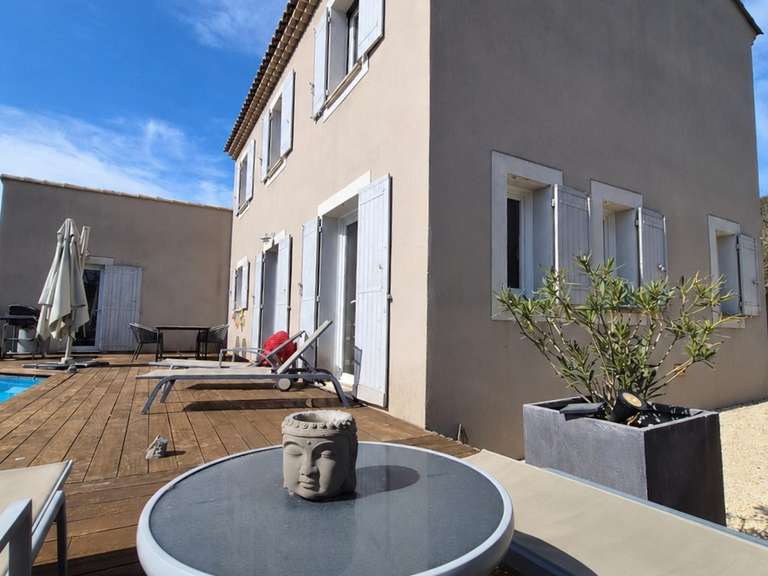 Maison Saint-Rémy-de-Provence - 3 chambres - 104m²