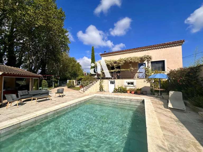 Maison Saint-Rémy-de-Provence - 7 chambres - 210m²