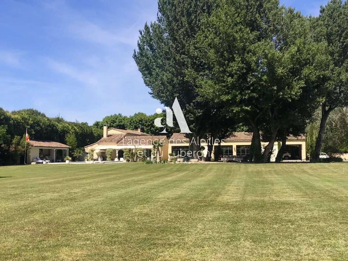 Maison Saint-Rémy-de-Provence