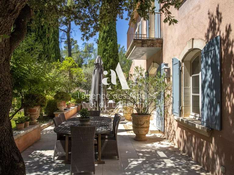 Maison Saint-Rémy-de-Provence - 4 chambres - 230m²