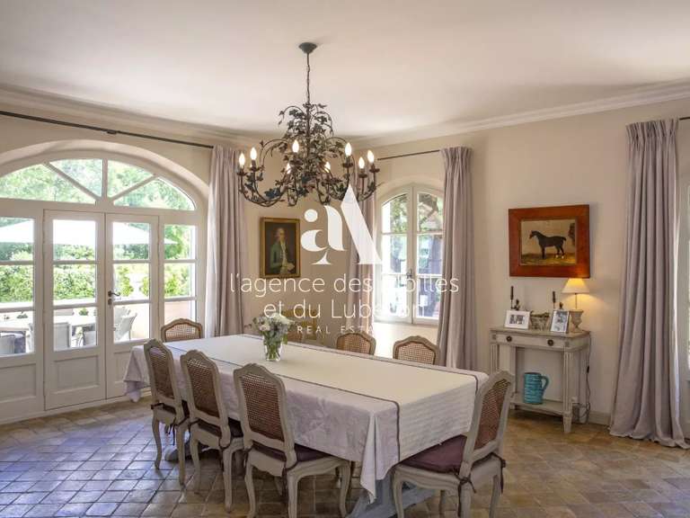 Maison Saint-Rémy-de-Provence - 4 chambres - 230m²