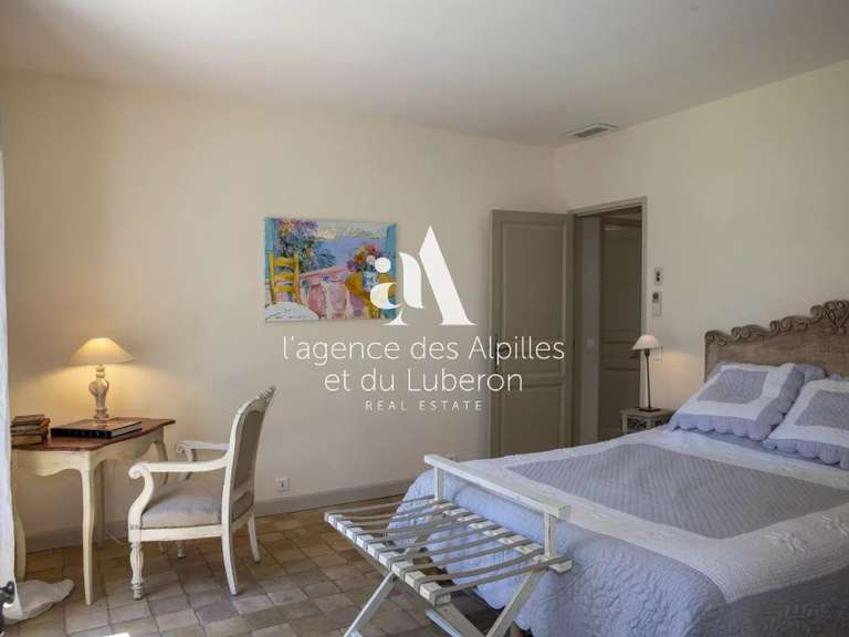 Maison Saint-Rémy-de-Provence - 4 chambres - 230m²