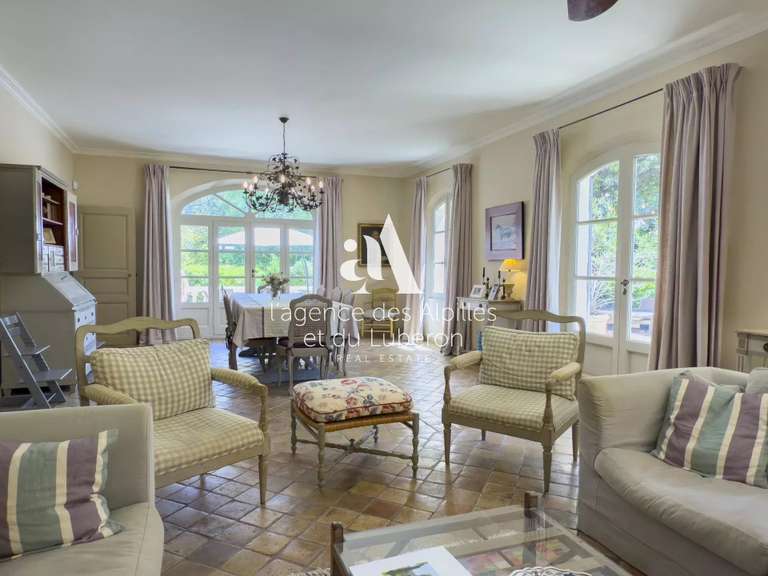 Maison Saint-Rémy-de-Provence - 4 chambres - 230m²