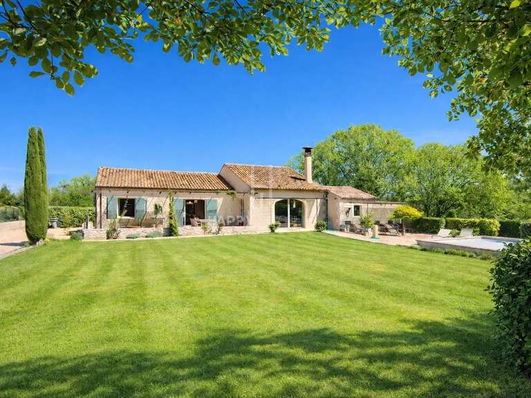 Maison Saint-Rémy-de-Provence - 4 chambres - 218m²