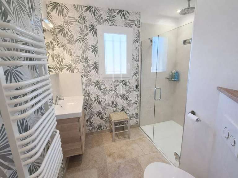 House Saint-Rémy-de-Provence - 4 bedrooms - 105m²