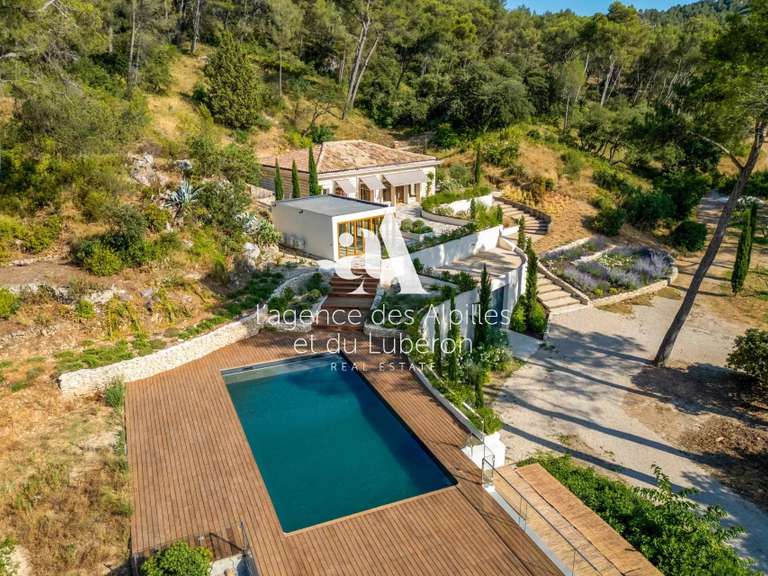 Maison Saint-Rémy-de-Provence - 6 chambres - 350m²