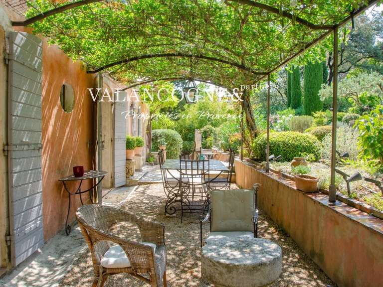 House Saint-Rémy-de-Provence - 193m²