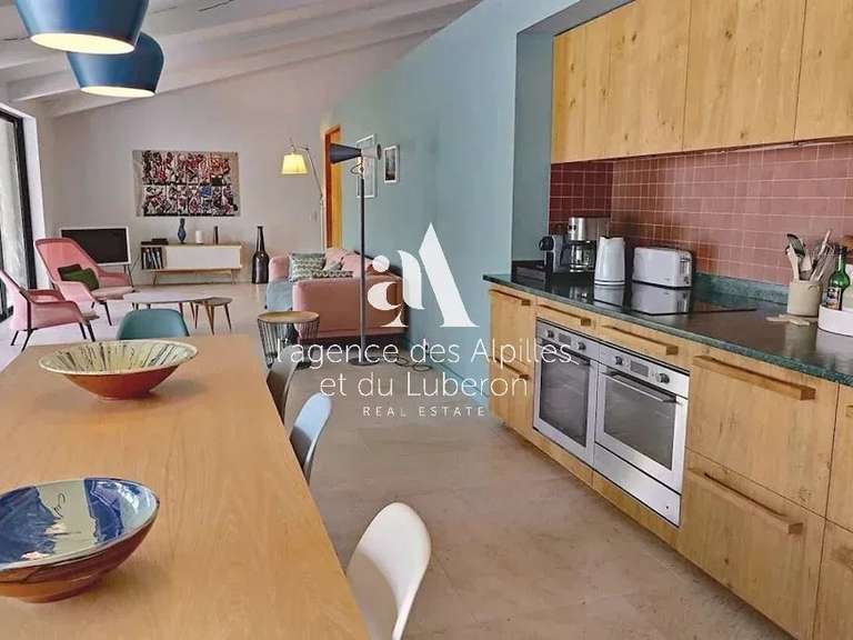 Maison Saint-Rémy-de-Provence - 4 chambres - 180m²
