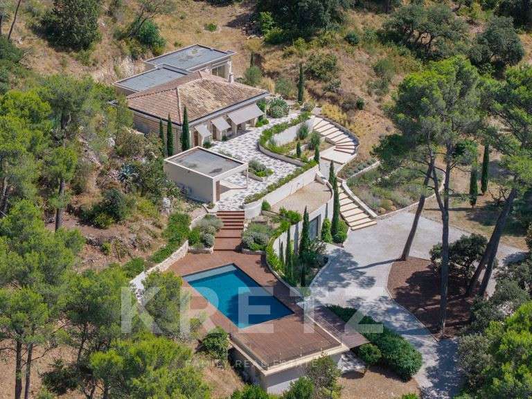 Maison Saint-Rémy-de-Provence - 7 chambres - 298m²