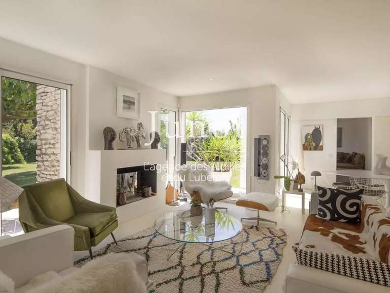 House Saint-Rémy-de-Provence - 3 bedrooms - 3500m²