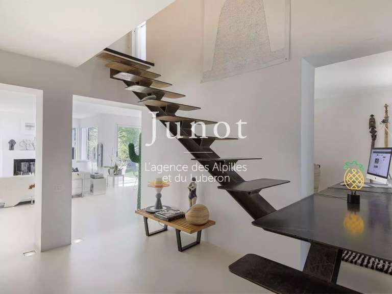 House Saint-Rémy-de-Provence - 3 bedrooms - 3500m²