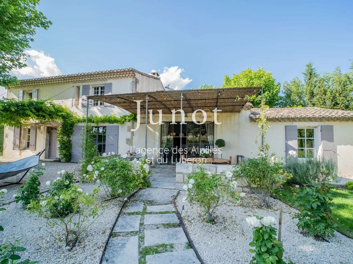 Maison Saint-Rémy-de-Provence