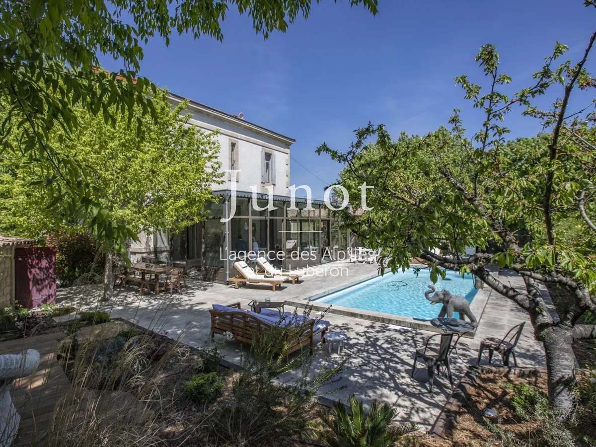 Maison Saint-Rémy-de-Provence