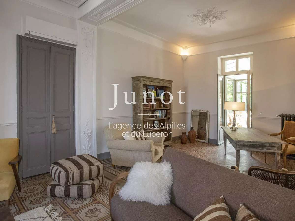 Maison Saint-Rémy-de-Provence