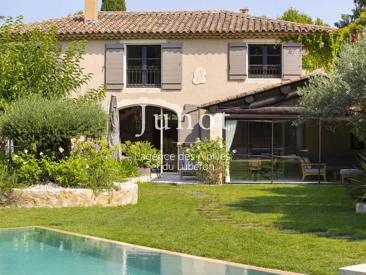 Maison Saint-Rémy-de-Provence