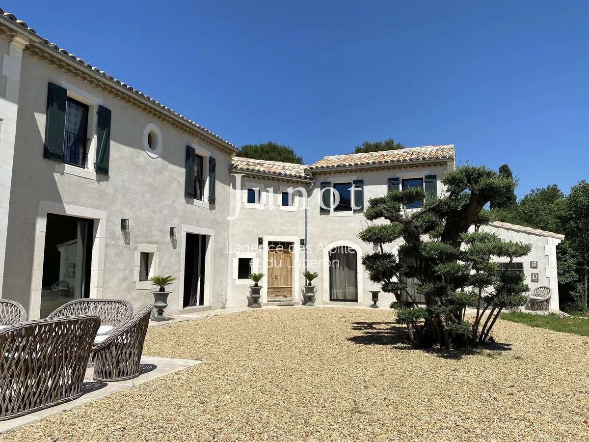 Maison Saint-Rémy-de-Provence