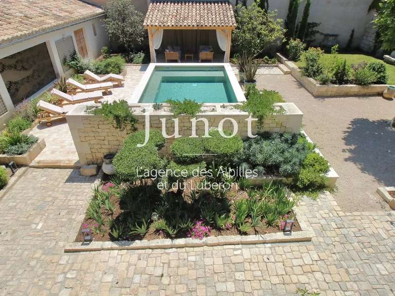 House Saint-Rémy-de-Provence - 5 bedrooms - 1000m²