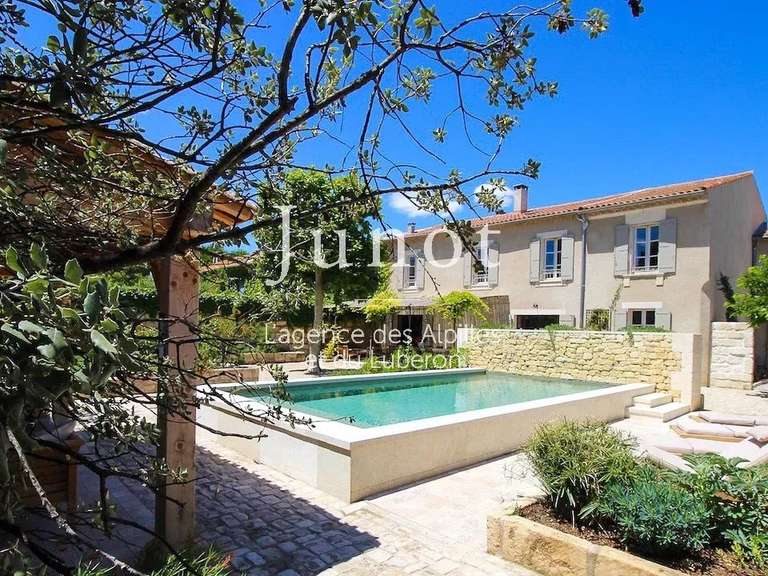 House Saint-Rémy-de-Provence - 5 bedrooms - 1000m²